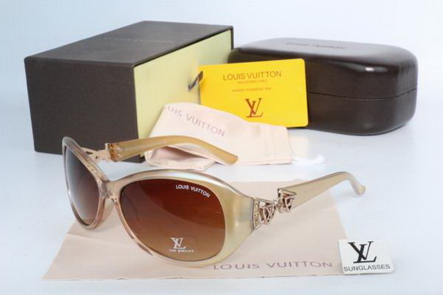 Iv Boutique Sunglasses 026